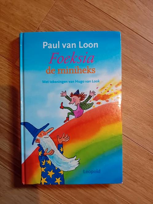 Paul van Loon - Foeksia de miniheks, Boeken, Kinderboeken | Jeugd | onder 10 jaar, Zo goed als nieuw, Ophalen of Verzenden