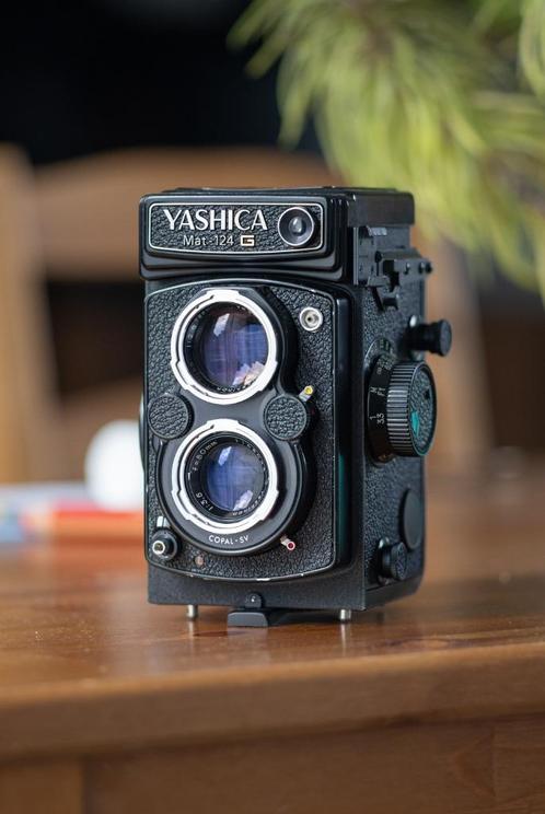 Yashica Mat 124G + 13x 120mm film rolls, Audio, Tv en Foto, Fotocamera's Analoog, Zo goed als nieuw, Spiegelreflex, Overige Merken