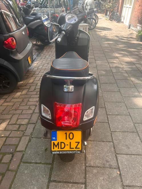 Vespa gts 300, Fietsen en Brommers, Scooters | Vespa, Ophalen of Verzenden