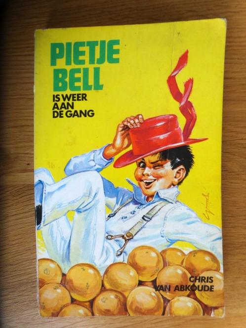 Pietje Bell is weer aan de gang., Boeken, Kinderboeken | Jeugd | 10 tot 12 jaar, Gelezen, Fictie, Ophalen of Verzenden