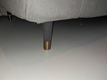 GrijzeIkea Kivik bank met custom bekleding messing pootjes - afbeelding 7 GrijzeIkea Kivik bank met custom bekleding messing pootjes - afbeelding 7