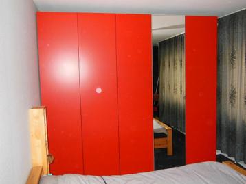 rode Tanem kastdeuren voor Ikea PAX - afbeelding 2 rode Tanem kastdeuren voor Ikea PAX - afbeelding 2