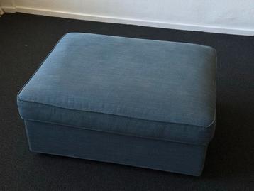 IKEA Kivik voetenbank met bergruimte blauwe (+ extta hoes) - afbeelding 1 IKEA Kivik voetenbank met bergruimte blauwe (+ extta hoes) - afbeelding 1