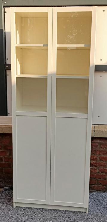 Ikea BILLY Boekenkast/Vitrinekast 80x41x202 cm - afbeelding 1 Ikea BILLY Boekenkast/Vitrinekast 80x41x202 cm - afbeelding 1