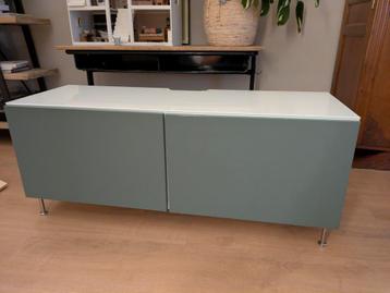 IKEA Besta TV-meubel - nette staat! - afbeelding 1 IKEA Besta TV-meubel - nette staat! - afbeelding 1