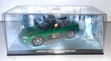 Jaguar XKR. Die another day james bond schaalmodel