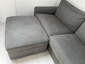 IKEA KIVIK bank + voetenbank donkergrijs – in prima staat - afbeelding 4 IKEA KIVIK bank + voetenbank donkergrijs – in prima staat - afbeelding 4