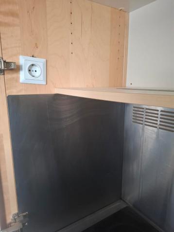 Gratis Ikea Värde Keukenblok - Zelf Demonteren! - afbeelding 4 Gratis Ikea Värde Keukenblok - Zelf Demonteren! - afbeelding 4