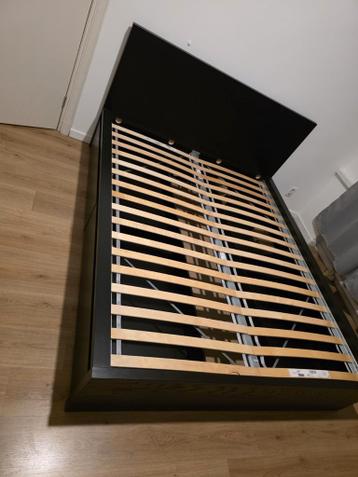 Ikea Malm zwart bedframe met lattenbodem - afbeelding 2 Ikea Malm zwart bedframe met lattenbodem - afbeelding 2