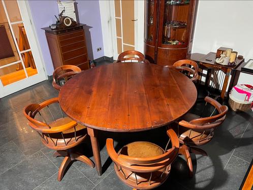Schuitema Shaker tafel rond 150cm uniek, Huis en Inrichting, Complete eetkamers, Zo goed als nieuw, 4 tot 6 stoelen, Ophalen