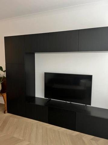 IKEA BESTÅ TV-meubel combinatie bruin/zwart zeer goede staat - afbeelding 2 IKEA BESTÅ TV-meubel combinatie bruin/zwart zeer goede staat - afbeelding 2
