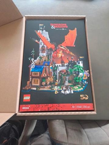 Lego 21348 Dungeons & Dragons MISB