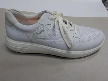 Ecco witte sneakers maat 40