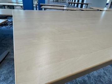 Elektrisch Kinnarps Bureau160x80xH62-85cm met kabelgoot,24st - afbeelding 10 Elektrisch Kinnarps Bureau160x80xH62-85cm met kabelgoot,24st - afbeelding 10