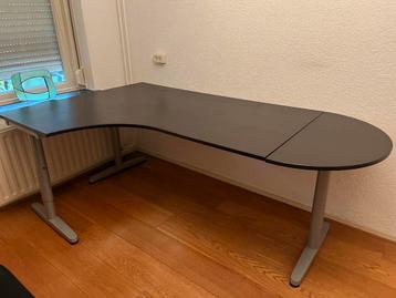 IKEA Galant Bureau - In hoogte verstelbaar - afbeelding 1 IKEA Galant Bureau - In hoogte verstelbaar - afbeelding 1