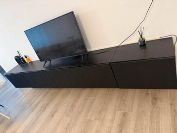Zwarte IKEA Besta TV Kast - afbeelding 1 Zwarte IKEA Besta TV Kast - afbeelding 1