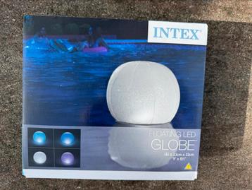 Intex drijvend LED-lichtbal