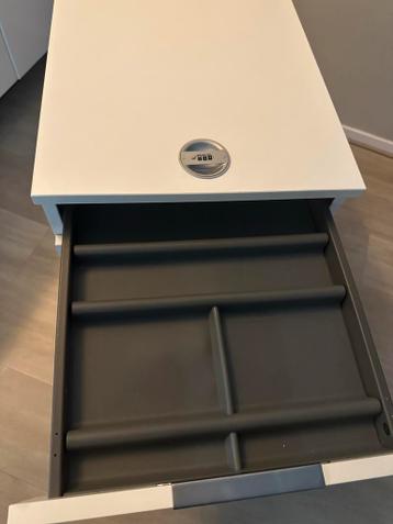 Witte Galant IKEA Ladenblok - afbeelding 3 Witte Galant IKEA Ladenblok - afbeelding 3