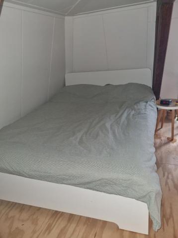 Bedframe Ikea Malm incl lattenbodem - afbeelding 1 Bedframe Ikea Malm incl lattenbodem - afbeelding 1