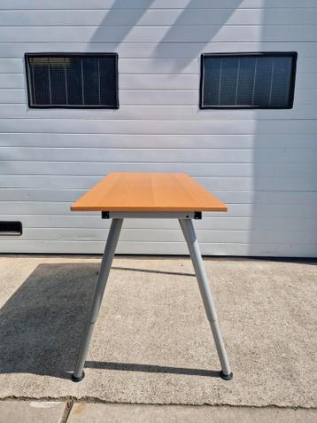 7 x Ikea Galant bureaus kantoor tafels hout metaal - afbeelding 8 7 x Ikea Galant bureaus kantoor tafels hout metaal - afbeelding 8