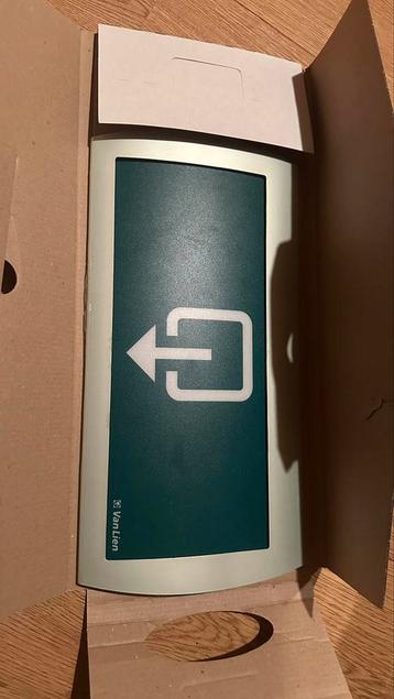 Noodverlichting nieuw in doos 3x 