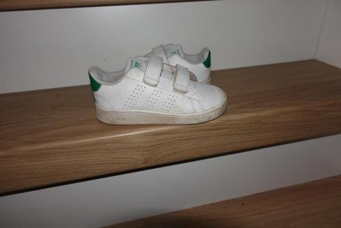 Adidas sportschoen maat 26 wit sneakers, Kinderen en Baby's, Kinderkleding | Schoenen en Sokken, Gebruikt, Sportschoenen, Jongen of Meisje