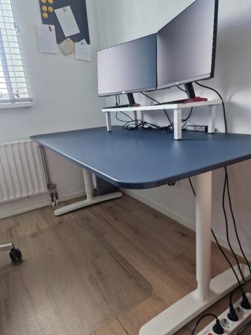 Bureau Bekant 160 x 80 cms - afbeelding 2 Bureau Bekant 160 x 80 cms - afbeelding 2