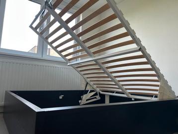 Ikea Bedframe met Gasveer Bergruimte - afbeelding 3 Ikea Bedframe met Gasveer Bergruimte - afbeelding 3