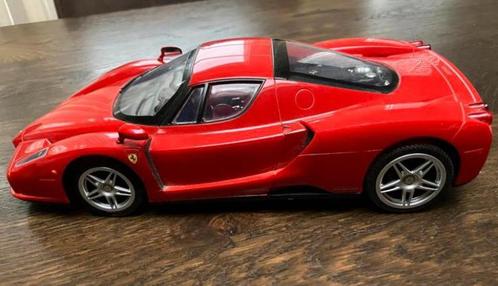 Ferrari Enzo (2009), Hobby en Vrije tijd, Modelauto's | 1:18, Zo goed als nieuw, Auto, Ophalen of Verzenden
