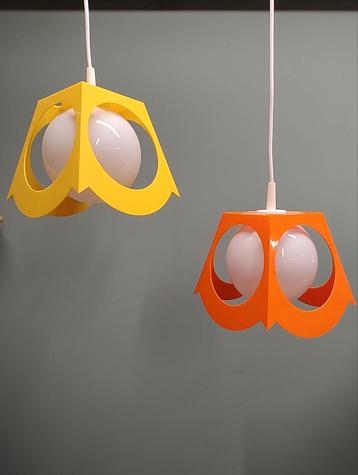 Hanglampen, leuk retro!