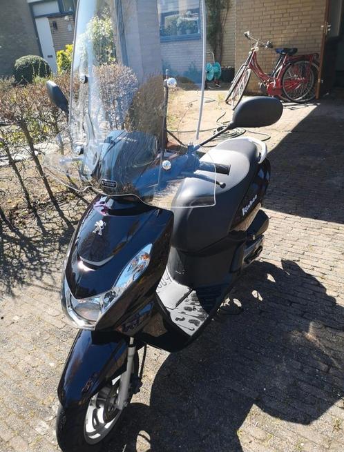 Peugeot kisbee black current, Fietsen en Brommers, Snorfietsen en Snorscooters, Gebruikt, Peugeot, Benzine, Ophalen