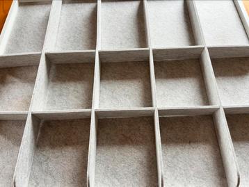 Ikea Pax KOMPLEMENT plank met verdeler, wit/grijs, 75x58 cm - afbeelding 4 Ikea Pax KOMPLEMENT plank met verdeler, wit/grijs, 75x58 cm - afbeelding 4