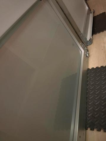 Spiegel schuifdeuren voor IKEA PAX kledingkast - afbeelding 11 Spiegel schuifdeuren voor IKEA PAX kledingkast - afbeelding 11