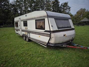 Grote Hobby 610 tandemasser caravan. Keet/ Hok/ Festival/