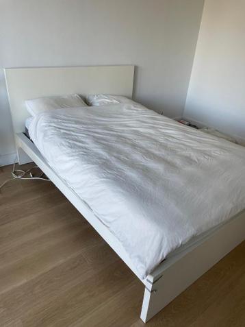 Bed Ikea Malm inclusief matras en lattenbodems - afbeelding 8 Bed Ikea Malm inclusief matras en lattenbodems - afbeelding 8