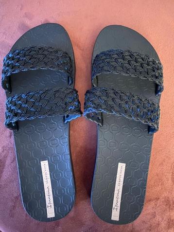 Ipanema slippers(nieuw in doos) maat 40 eu / usa 9-ongedrage