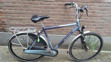Mooie nette Giant herenfiets nex 8/54 cm frame