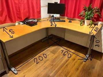 IKEA Galant Bureau 200x160cm - Goede Conditie! - afbeelding 1 IKEA Galant Bureau 200x160cm - Goede Conditie! - afbeelding 1