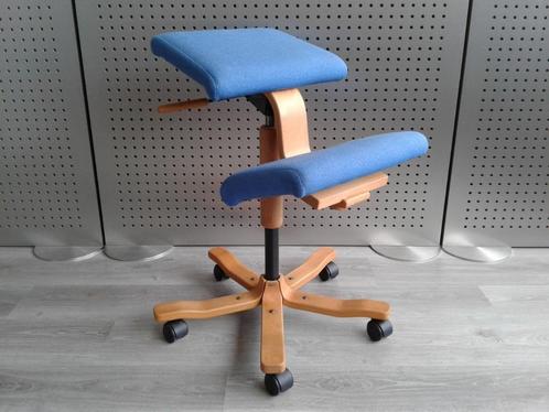 Stokke (Variér) Wing (Lichtblauw), Zeer Mooi!, Huis en Inrichting, Bureaustoelen, Gebruikt, Bureaustoel, Blauw, Ergonomisch, Ophalen of Verzenden