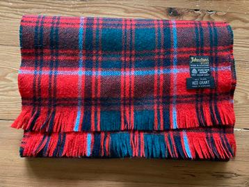 Johnstons of Elgin Scotland wollen shawl 