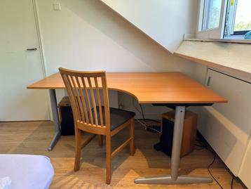 Ruim en stevig IKEA Galant hoekbureau, slechts €30! - afbeelding 2 Ruim en stevig IKEA Galant hoekbureau, slechts €30! - afbeelding 2