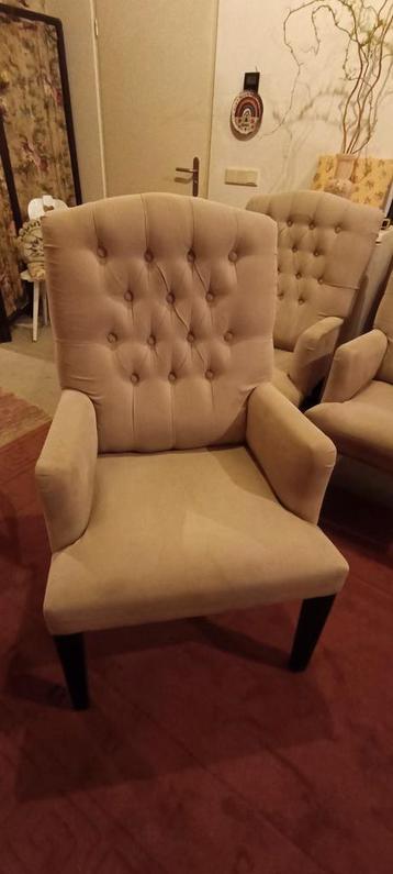 3 grijze stoelen - Comfortabel en stijlvolledig gesto