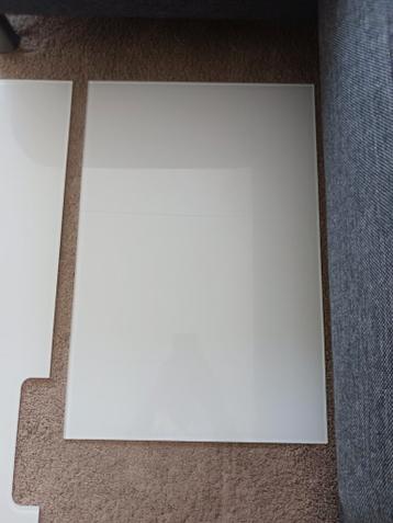 IKEA Besta bovenblad glasplaten - afbeelding 3 IKEA Besta bovenblad glasplaten - afbeelding 3