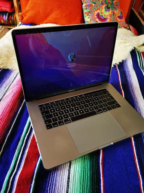 Macbook Pro 15 inch 2016, Computers en Software, Apple Macbooks, Gebruikt, MacBook Pro, 15 inch, 2 tot 3 Ghz, 512 GB, 16 GB, Qwerty