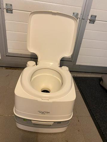 Porta Potti Qube 345