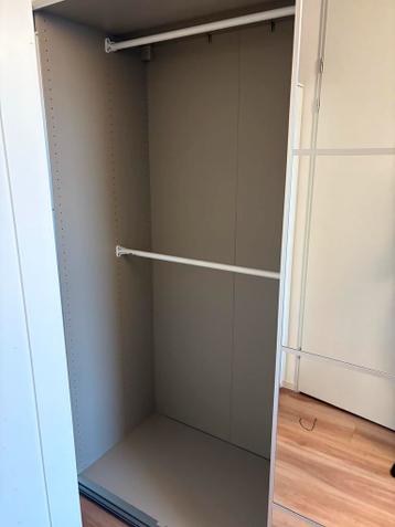 Nieuwe IKEA PAX kast met spiegeldeuren - 200x200 - afbeelding 3 Nieuwe IKEA PAX kast met spiegeldeuren - 200x200 - afbeelding 3