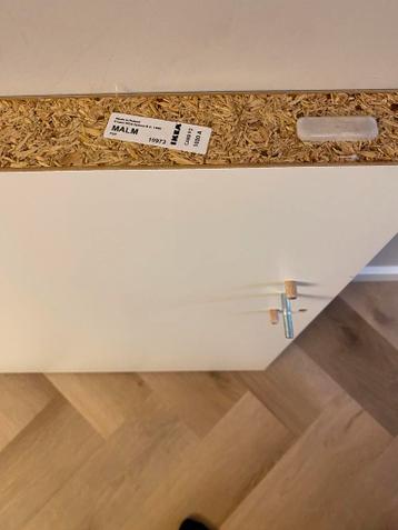 IKEA Malm wit bed 90x200 + lattenbodem - afbeelding 4 IKEA Malm wit bed 90x200 + lattenbodem - afbeelding 4