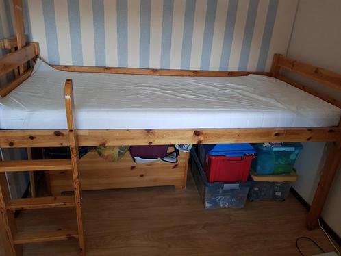 Hoogslaper met een bijpassend bankje, Kinderen en Baby's, Kinderkamer | Bedden, Gebruikt, 180 cm of meer, 85 tot 100 cm, Hoogslaper of Stapelbed