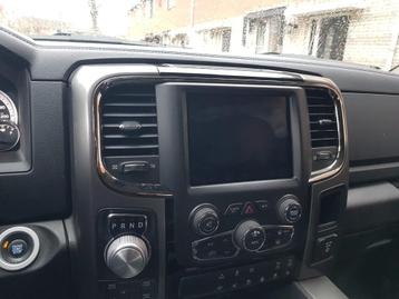 Reparatie  Uconnect 8.4 radio / Navigatie Dodge Ram ...