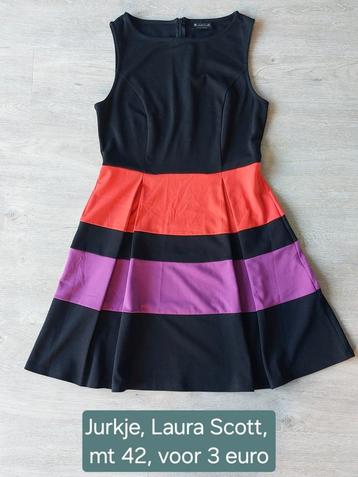 Mouwloos jurkje, zwart-paars-rood, maat 42 van Laura Scott